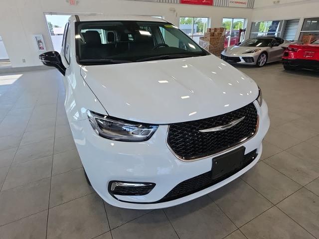 2024 Chrysler Pacifica - $22,874