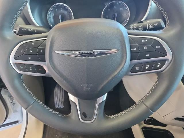 2024 Chrysler Pacifica - $22,874