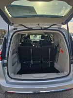 2024 Pacifica Thumbnail 9