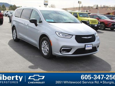 Photo of a 2024 Chrysler Pacifica Touring L 4DR Mini-Van for sale