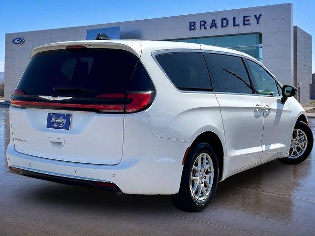 2025 Chrysler Pacifica - $23,160