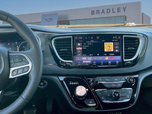 2025 Chrysler Pacifica - $23,160