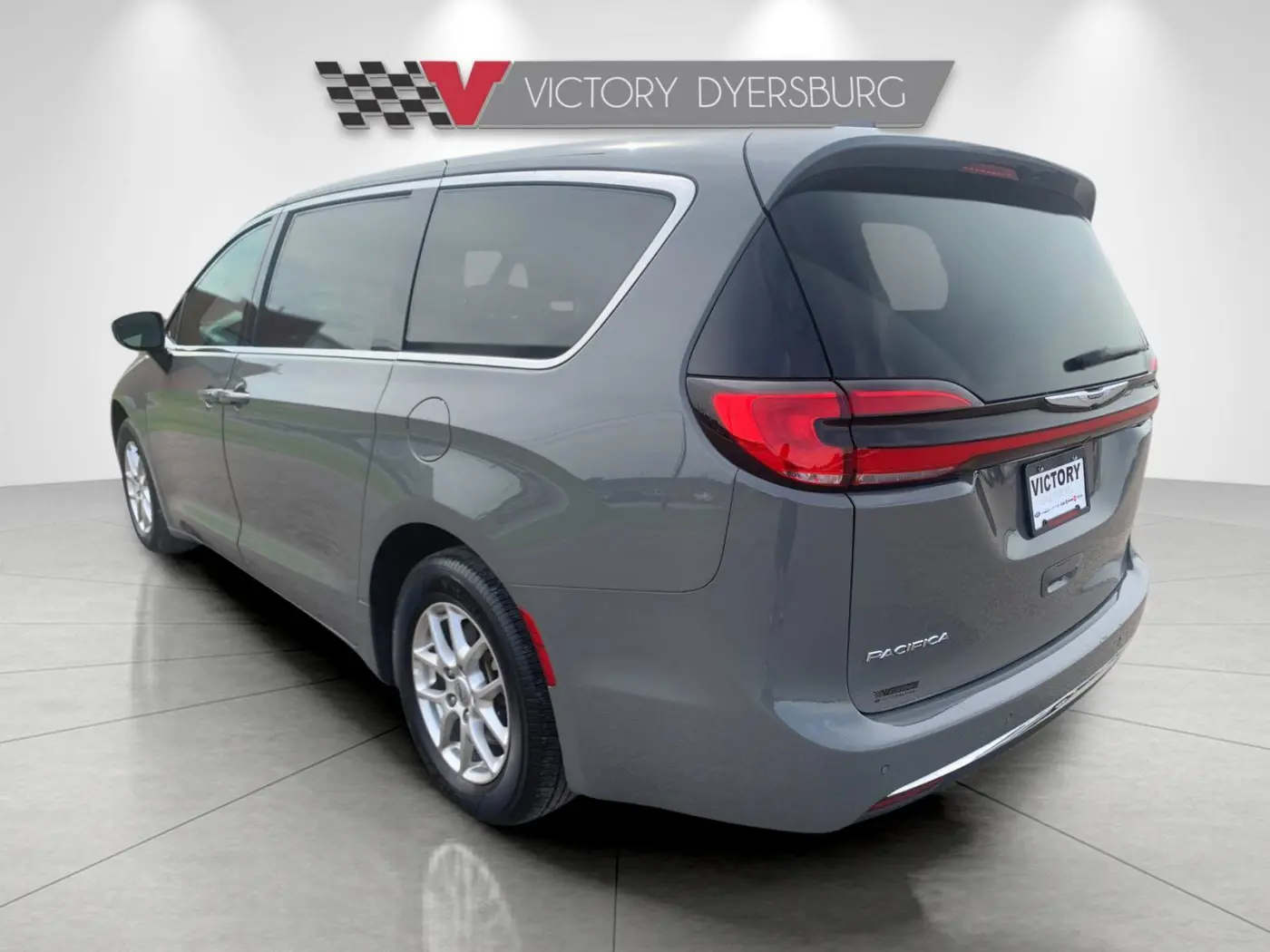 2025 Chrysler Pacifica - $28,775