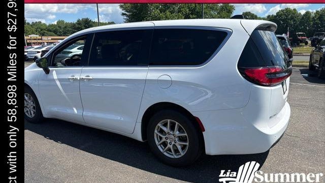 2025 Chrysler Pacifica Select