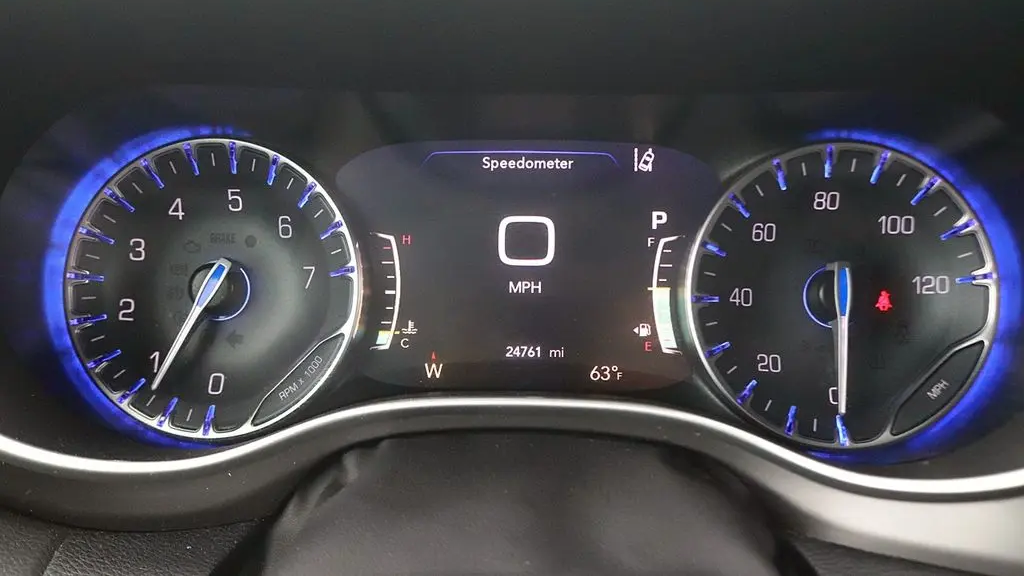 2025 Chrysler Pacifica Select