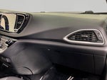 2025 Pacifica Thumbnail 26