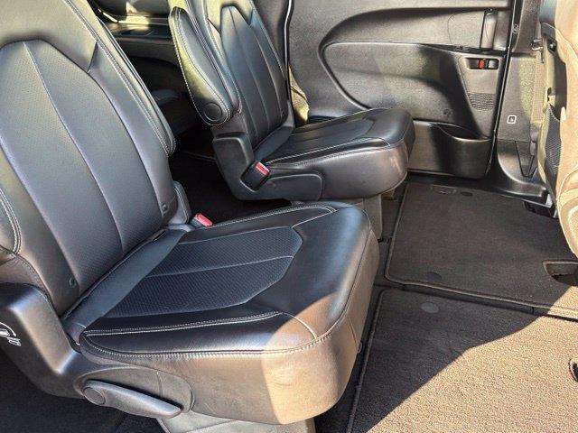 2026 Chrysler Pacifica - $31,000