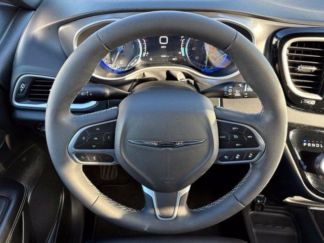 2026 Chrysler Pacifica - $31,000