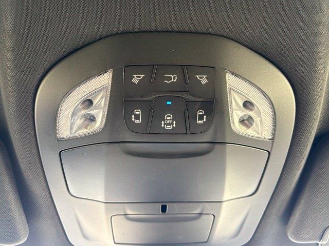2026 Chrysler Pacifica - $31,000
