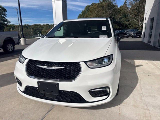 2026 Chrysler Pacifica - $32,297