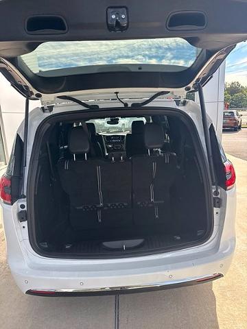 2026 Chrysler Pacifica - $32,297