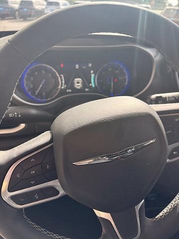2026 Chrysler Pacifica - $32,297