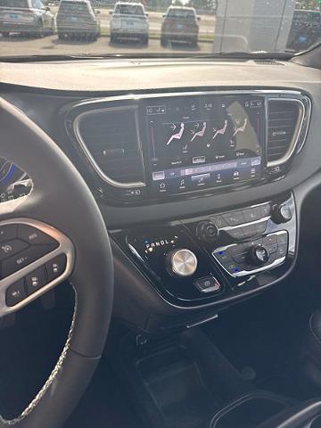 2026 Chrysler Pacifica - $32,297