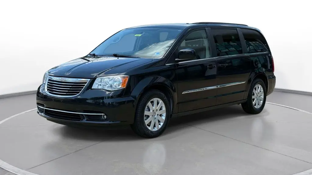 Preowned 2015 Chrysler Town and Country Touring for Sale