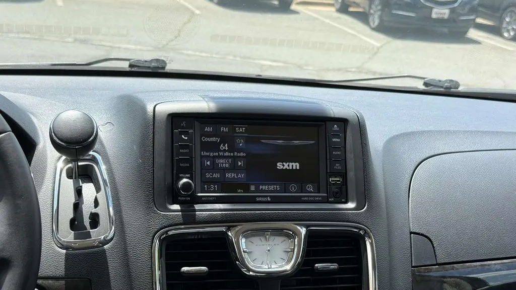2015 Chrysler Town and Country Touring
