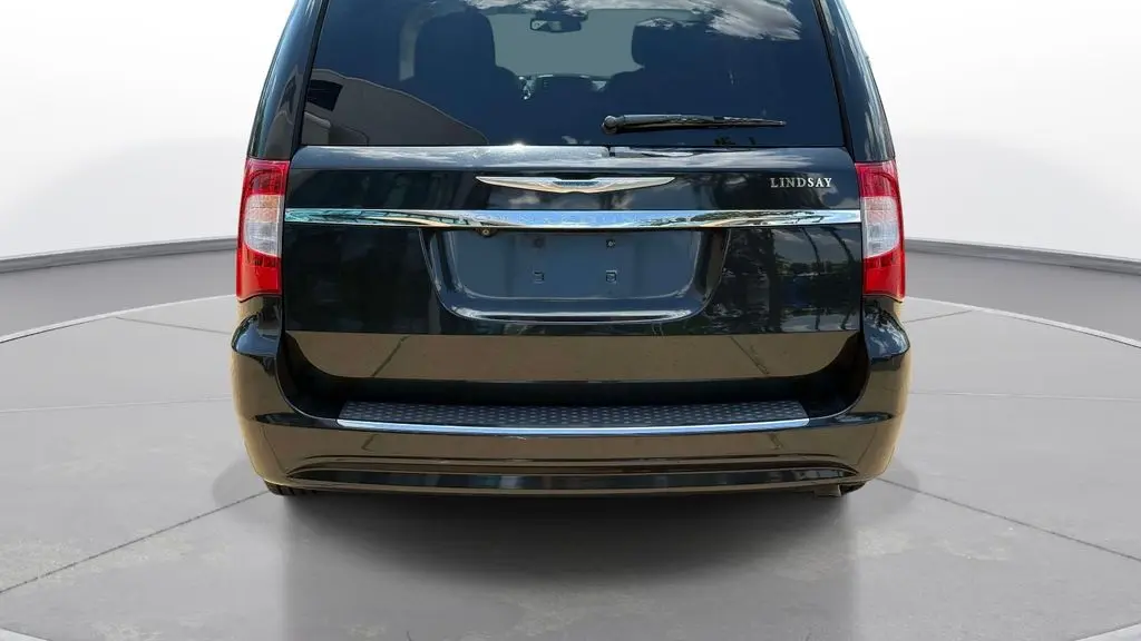 2015 Chrysler Town and Country Touring