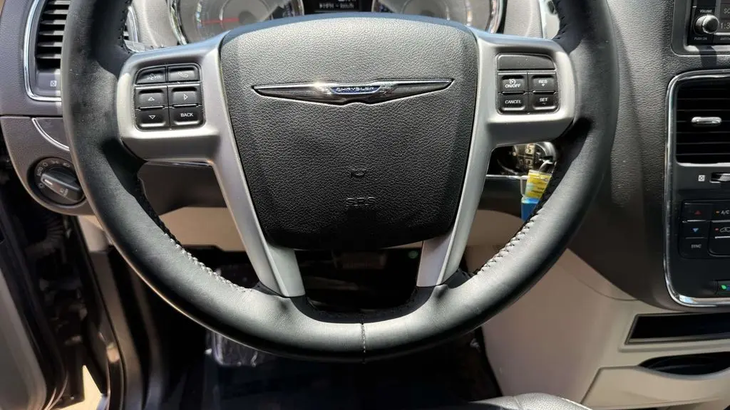 2015 Chrysler Town and Country Touring
