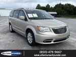 2015 Town and Country Thumbnail 1