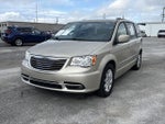 2015 Town and Country Thumbnail 4