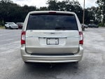 2015 Town and Country Thumbnail 7