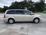 2015 Town and Country Thumbnail 9