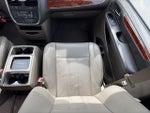 2015 Town and Country Thumbnail 16