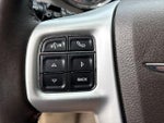 2015 Town and Country Thumbnail 20