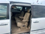 2015 Town and Country Thumbnail 12