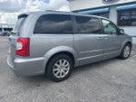 2016 Town and Country Thumbnail 5