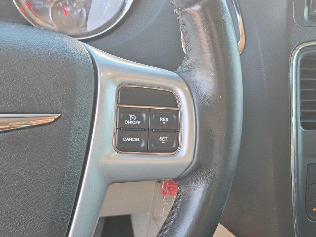2016 Chrysler Town And Country - $5,500