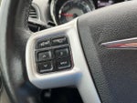 2016 Town and Country Thumbnail 18
