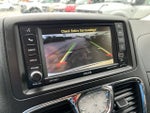 2016 Town and Country Thumbnail 22