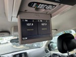 2016 Town and Country Thumbnail 30