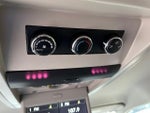 2016 Town and Country Thumbnail 32