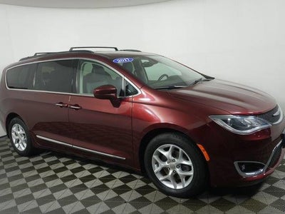 2017 Chrysler Pacifica Touring-L 4DR Mini-Van