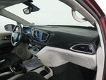 2017 Pacifica Thumbnail 18