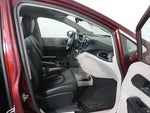 2017 Pacifica Thumbnail 27