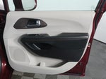 2017 Pacifica Thumbnail 30