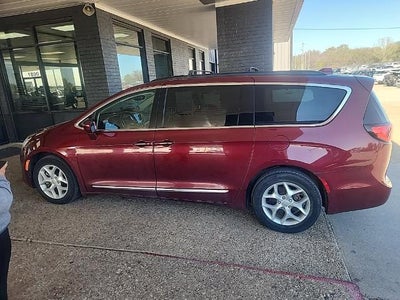 Photo of a 2017 Chrysler Pacifica Touring-L 4DR Mini-Van for sale