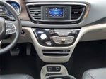 2017 Pacifica Thumbnail 33