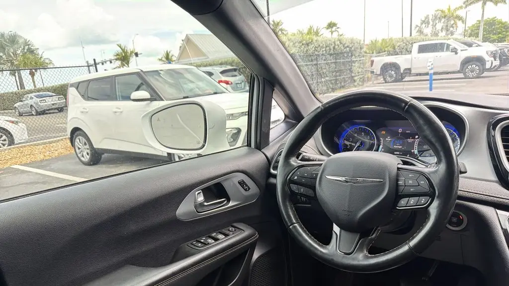 2021 Chrysler Pacifica Touring L