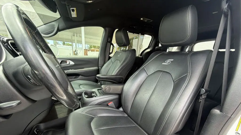 2021 Chrysler Pacifica Touring L