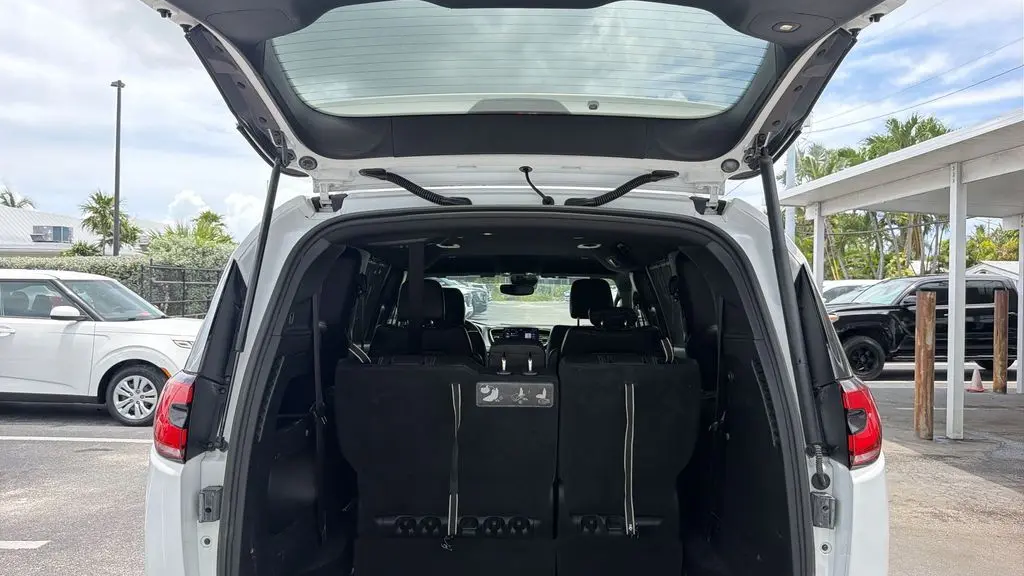 2021 Chrysler Pacifica Touring L