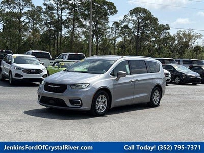Photo of a 2021 Chrysler Pacifica Touring L 4DR Mini-Van for sale