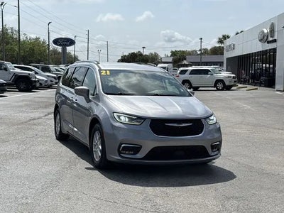 Photo of a 2021 Chrysler Pacifica Touring L 4DR Mini-Van for sale