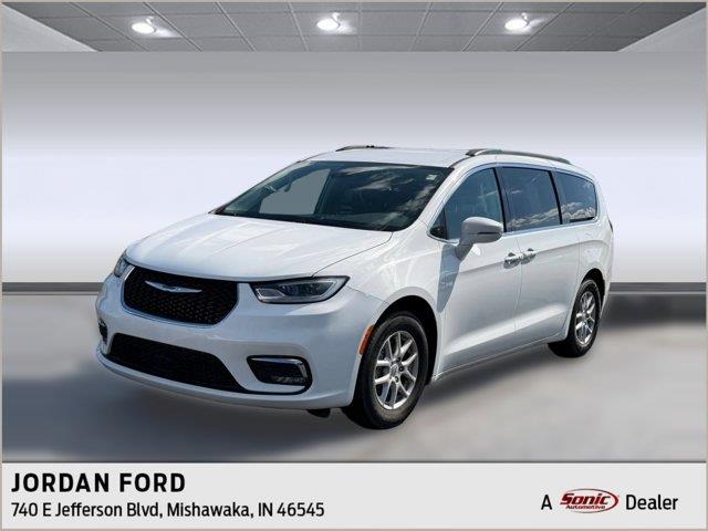 2022 Chrysler Pacifica - $17,947