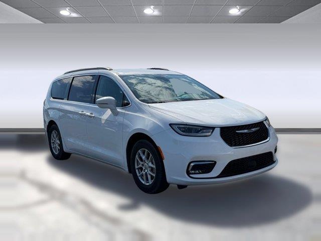 2022 Chrysler Pacifica - $17,947
