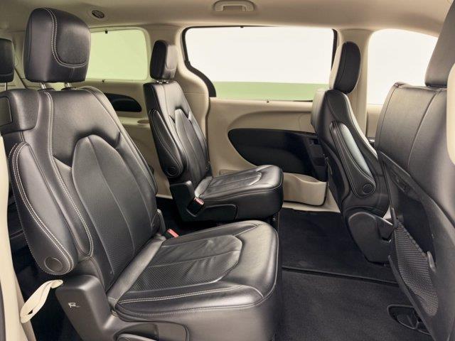 2022 Chrysler Pacifica - $17,947