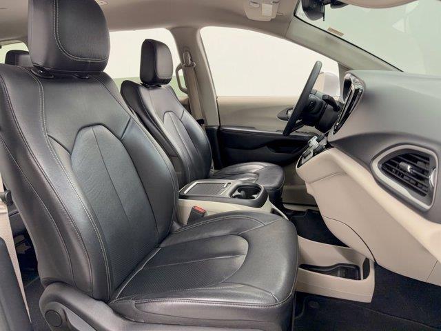 2022 Chrysler Pacifica - $17,947