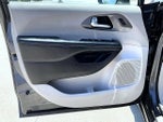2022 Pacifica Thumbnail 9
